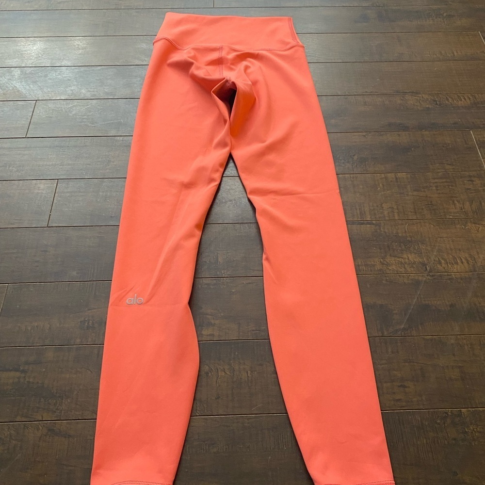 ALO coral high waisted leggings - Picture 8 of 12